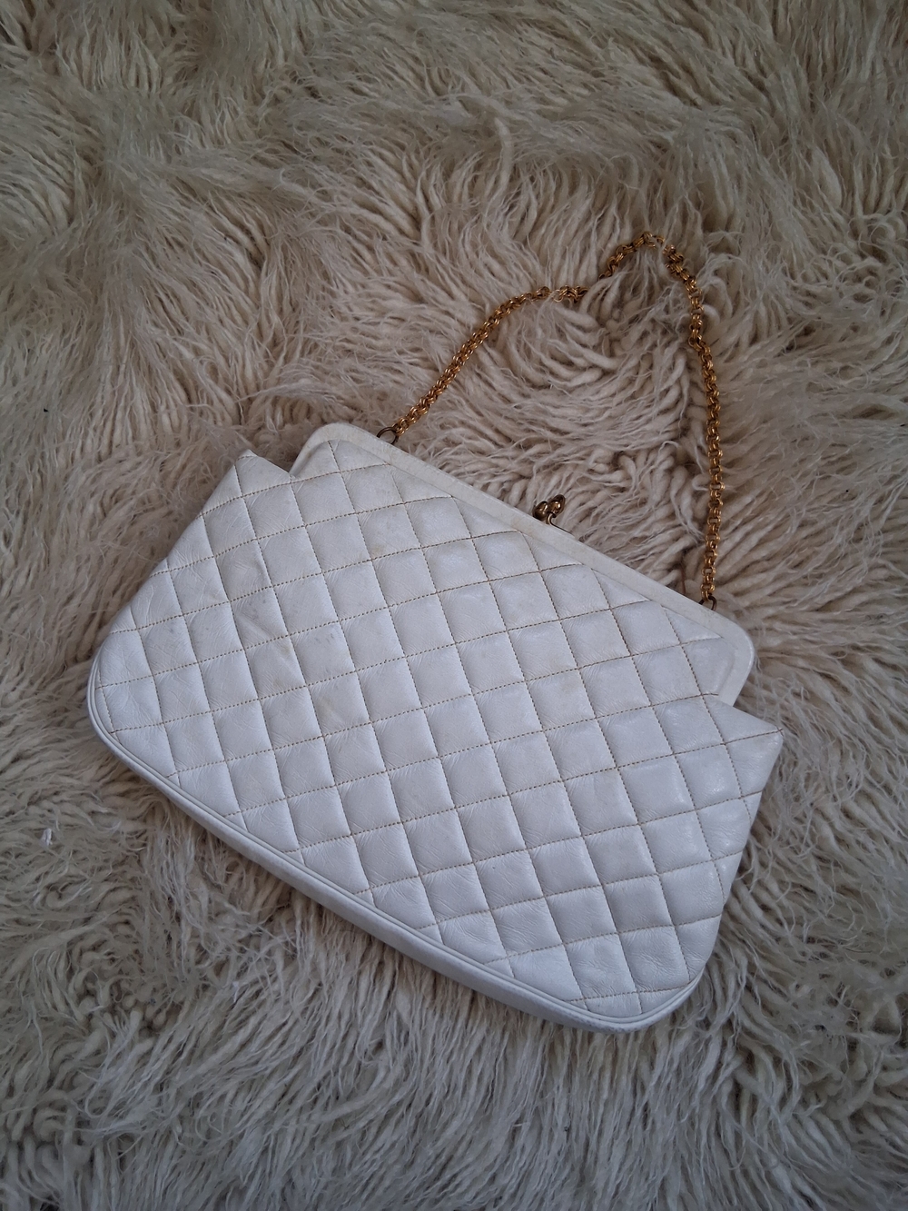 White Quilted Shoulder Bag with Gold Chain